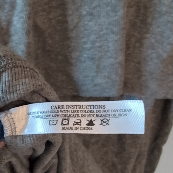 Latched Mama Gray Ribbed Tank - Picture 3 of 4